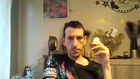 Snapshot of dreamguy38 chatting on 12-04-24, 08:01 dreamguy38 online show from 12-04-24, 08:01