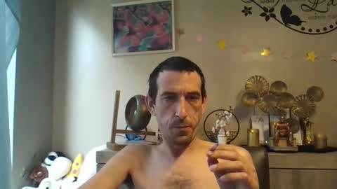 Snapshot of dreamguy38 chatting on 09-26-25, 09:46 dreamguy38 online show from 09-26-25, 09:46