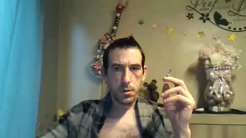 Snapshot of dreamguy38 chatting on 11-01-25, 07:32 dreamguy38 online show from 11-01-25, 07:32