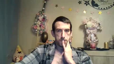 Snapshot of dreamguy38 chatting on 11-10-25, 04:55 dreamguy38 online show from 11-10-25, 04:55