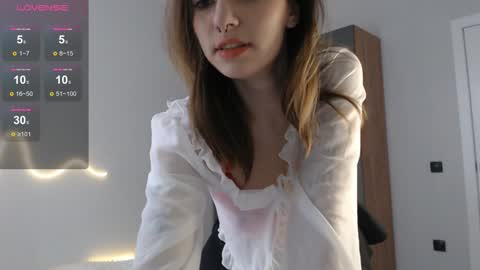  Hello im Eva  online show from 02-07-25, 11:45