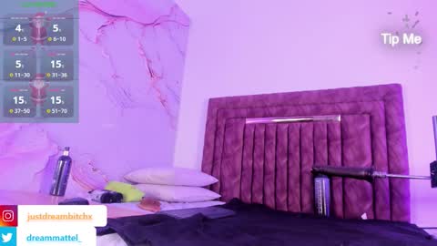 Dream Matell online show from 12-18-25, 04:07