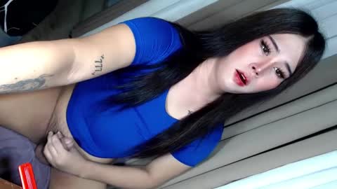 Snapshot of dreammegan chatting on 12-14-24, 06:52 Stacy DONT FORGET TO FOLLOW ME AND THUMBS UP my wife samgrg2 online show from 12-14-24, 06:52
