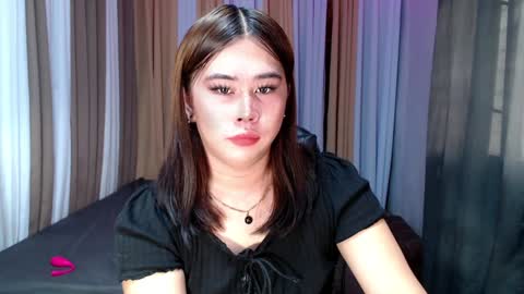 Snapshot of dreammegan chatting on 02-26-25, 01:21 Stacy DONT FORGET TO FOLLOW ME AND THUMBS UP my wife samgrg2 online show from 02-26-25, 01:21