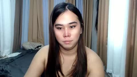 Snapshot of dreammegan chatting on 09-30-25, 10:59 Stacy DONT FORGET TO FOLLOW ME AND THUMBS UP my wife samgrg2 online show from 09-30-25, 10:59