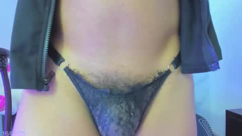 Snapshot of dreams_chloe chatting on 09-16-25, 05:19 dreams_chloe online show from 09-16-25, 05:19