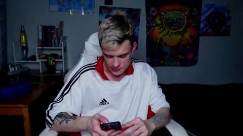 Adam Dream online show from 04-25-26, 03:31