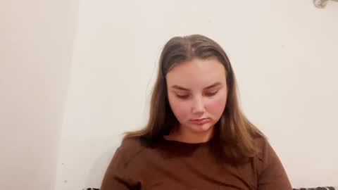 Mila online show from 12-02-24, 03:25