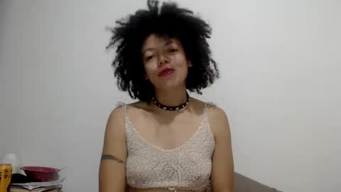 DreamyLatina online show from 02-08-25, 01:22