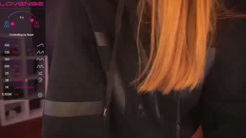 Lina online show from 12-30-24, 07:26