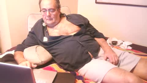 Snapshot of drfeelgood777 chatting on 01-02-25, 03:48 Dr. Feelgood online show from 01-02-25, 03:48