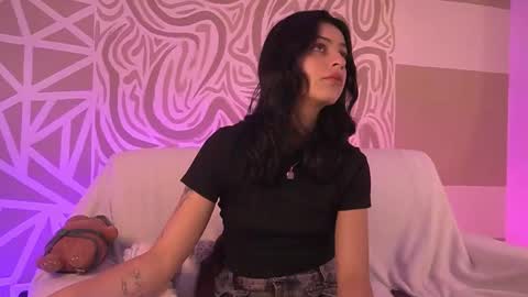 Daisy online show from 03-04-26, 03:40