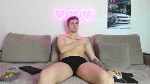 driftforlife online show from 12-19-25, 01:29