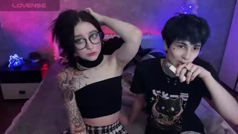 Tara  Sonny online show from 12-17-24, 01:16