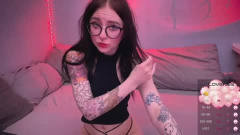 Tara  Sonny online show from 02-17-25, 04:53