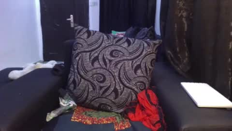 dripping_luna online show from 02-01-25, 05:28