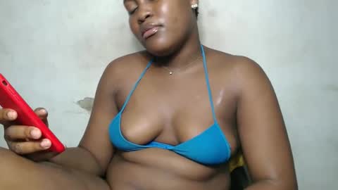 Snapshot of drippussy30 chatting on 09-14-25, 04:22 drippussy30 online show from 09-14-25, 04:22