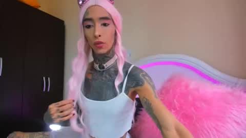 drippyorlove online show from 02-09-25, 01:03