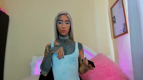 drippyorlove online show from 02-20-25, 02:02