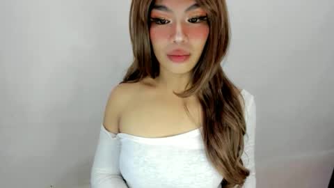 miss. Erika online show from 09-22-25, 01:02