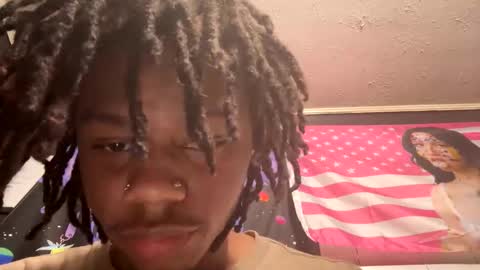 Snapshot of droddick chatting on 05-12-26, 04:31 droddick online show from 05-12-26, 04:31