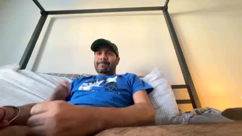 Snapshot of drspunkalott chatting on 01-21-25, 02:48 drspunkalott online show from 01-21-25, 02:48