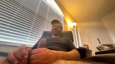 Snapshot of drspunkalott chatting on 02-02-25, 11:21 drspunkalott online show from 02-02-25, 11:21