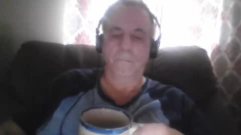 Snapshot of drthick1224 chatting on 10-19-25, 02:29 drthick1224 online show from 10-19-25, 02:29