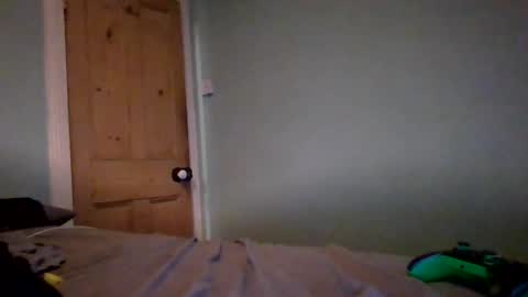 Snapshot of dude106954 chatting on 02-12-26, 09:32 dude106954 online show from 02-12-26, 09:32