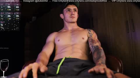 Snapshot of duke_j chatting on 01-22-25, 03:41 DUKE J              online show from 01-22-25, 03:41