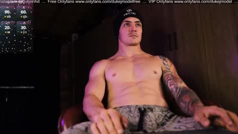 Snapshot of duke_j chatting on 01-24-25, 03:32 DUKE J              online show from 01-24-25, 03:32