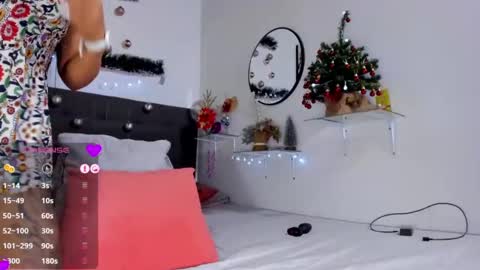 Dulce Maria online show from 12-05-24, 11:29