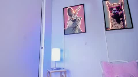 Snapshot of dulce__fiore07 chatting on 02-19-26, 12:12 dulce__fiore07 online show from 02-19-26, 12:12