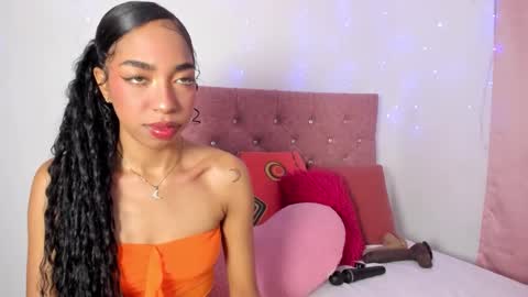 Snapshot of dulce_brown01 chatting on 02-11-26, 02:22 Dulce online show from 02-11-26, 02:22