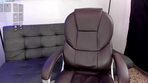 Kitty online show from 11-05-25, 03:39