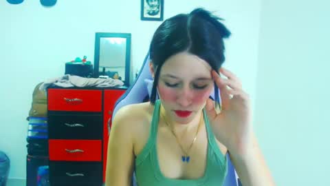 dulce_mauren online show from 11-23-25, 06:24