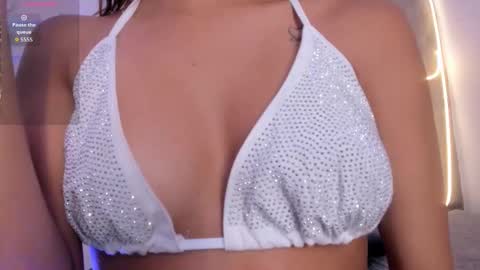 dulce_quintana online show from 11-24-25, 12:16