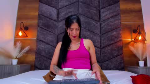 Snapshot of dulceaurora_ chatting on 03-05-25, 10:54 DULCE AURORA online show from 03-05-25, 10:54