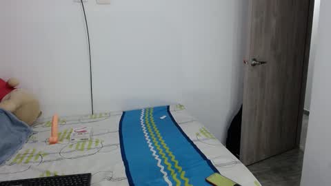 Dulce online show from 12-30-24, 11:28