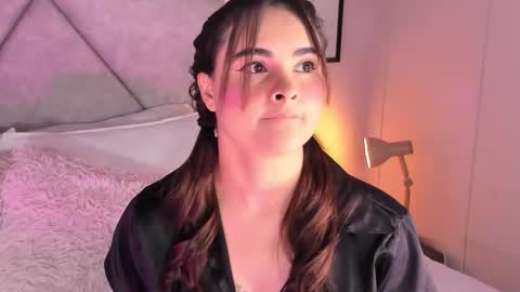 Dulcee Garcia online show from 11-02-25, 10:45