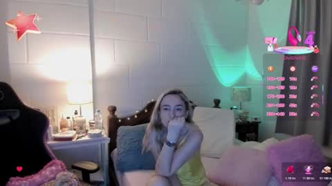 Snapshot of dulcejulia chatting on 11-28-25, 11:07 Sweetnina online show from 11-28-25, 11:07