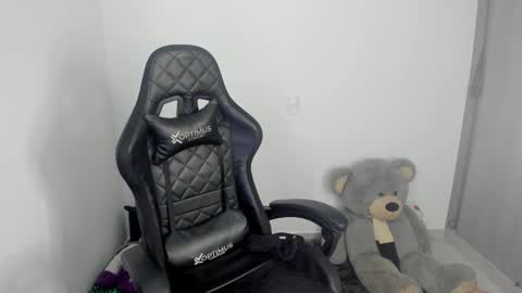 dulcekim_dj online show from 01-07-25, 03:33