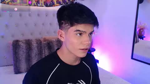 Dulcey online show from 10-14-25, 04:24