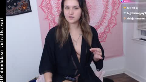 Snapshot of dumlala chatting on 10-05-25, 03:16 the only advantage you have over me is that u can kiss my ass and i cant online show from 10-05-25, 03:16