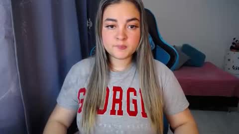 Snapshot of dumont_model chatting on 12-14-24, 09:56 Nicole   online show from 12-14-24, 09:56