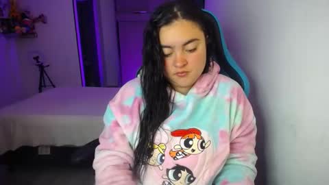 Snapshot of dumont_model chatting on 09-23-25, 06:49 Nicole   online show from 09-23-25, 06:49