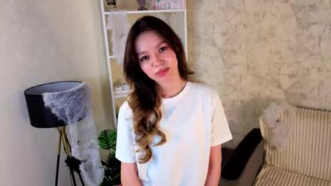 Lanna online show from 11-03-25, 04:08