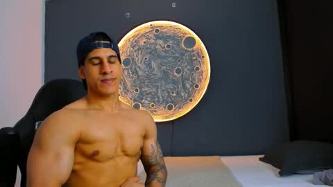 duran_dhikol1 online show from 11-02-25, 12:35