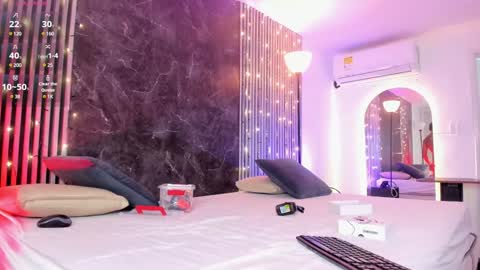 Duriel online show from 12-22-24, 01:22