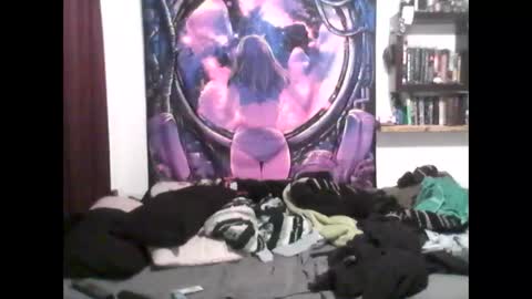 Snapshot of durinson7 chatting on 12-28-24, 07:11 Durinsbxtch online show from 12-28-24, 07:11